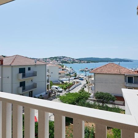 T&T Sea View Apartments Traù Esterno foto