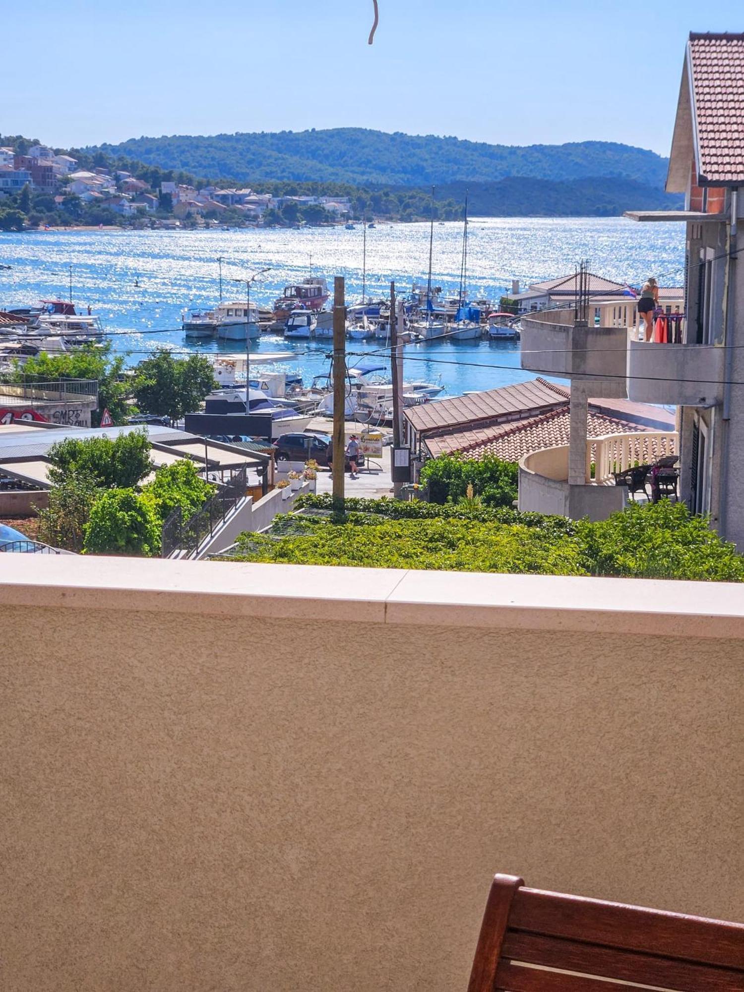 T&T Sea View Apartments Traù Esterno foto